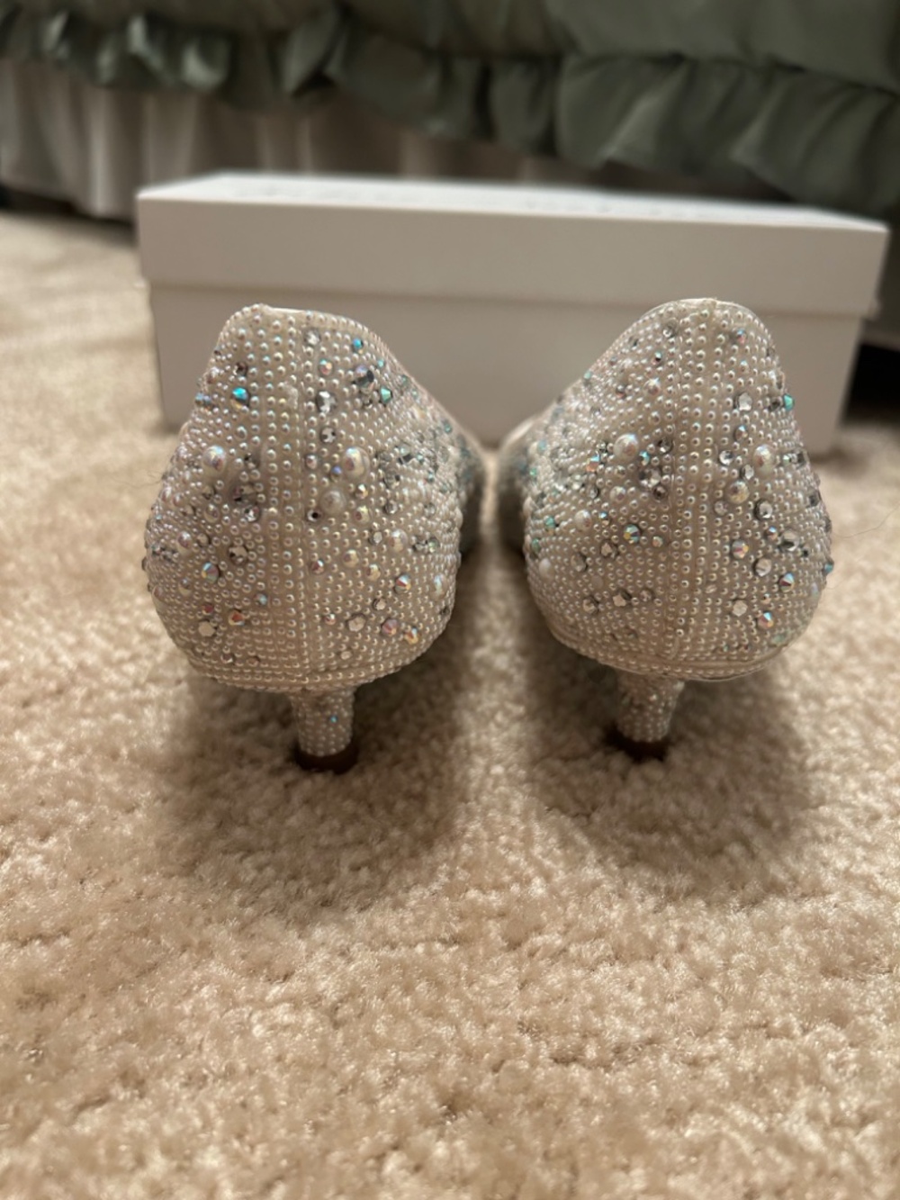Blue By Betsy Johnson Scout Kitten Pearl Bridal Shoes - Picture 2 of 6
